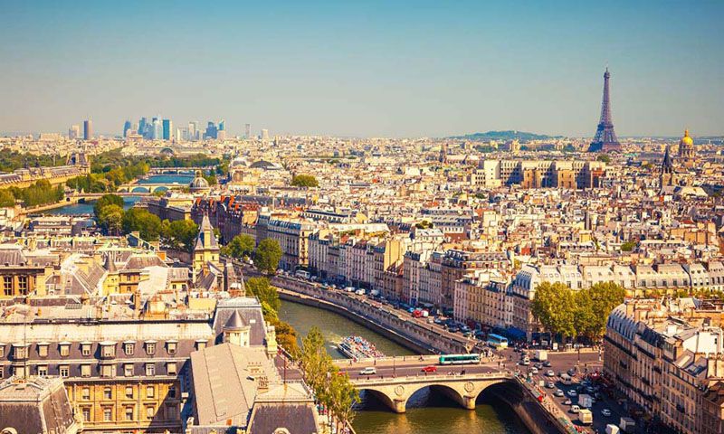 amurni-prygody-v-amsterdami-i-paryzhi